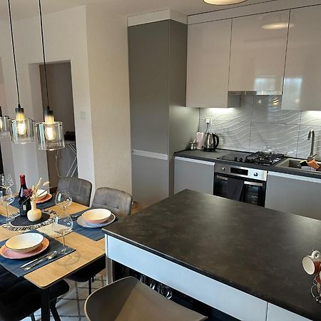Spacious And Modern App With Big Terrace مالينسكا المظهر الخارجي الصورة