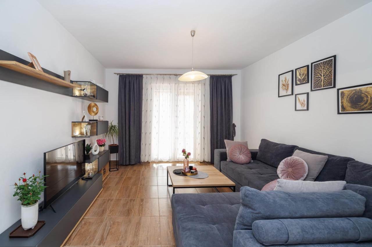 Spacious And Modern App With Big Terrace مالينسكا المظهر الخارجي الصورة