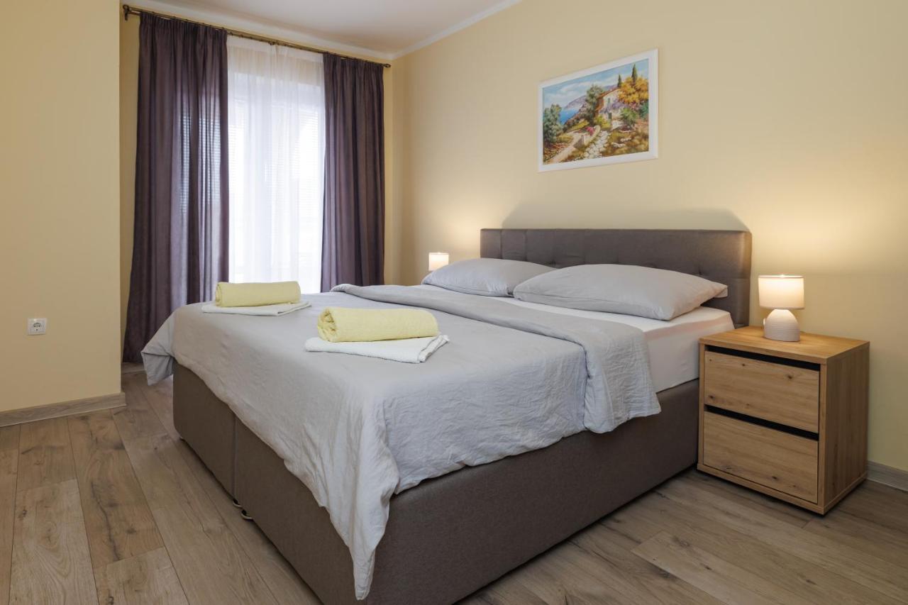 Spacious And Modern App With Big Terrace مالينسكا المظهر الخارجي الصورة